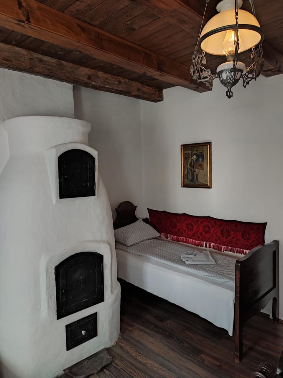 Rauber Baron Cottage-Traditional Comfort House Villa in Brașov County