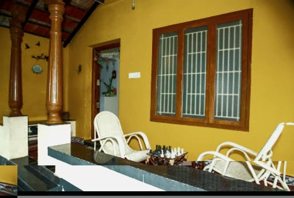 A Chettinad 3bhk AC Villa in Coimbatore on the way to Adiyogi and nearer to Maruthamalai Villa in Coimbatore
