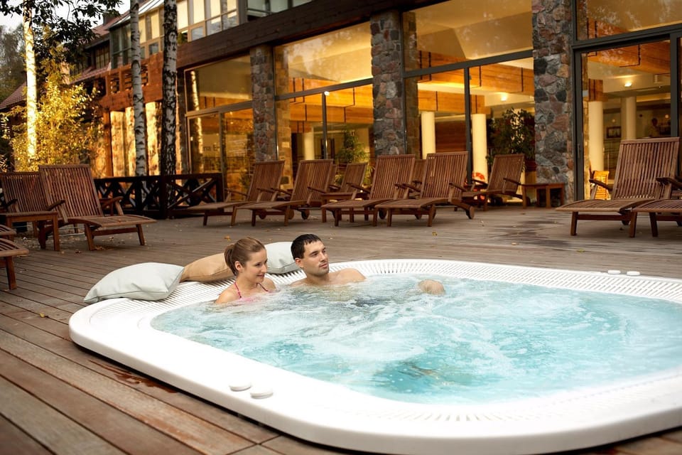 People, Hot Tub, Swimming pool