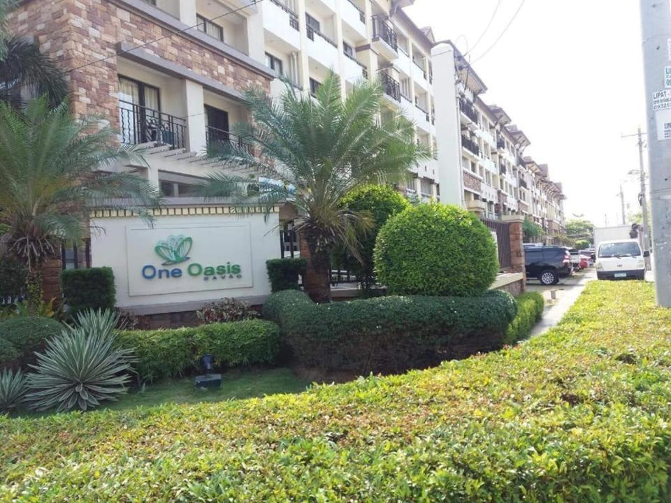 One Oasis A3 Shortwalk to Sm Mall - Free wifi Apartment in Davao City