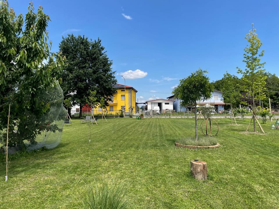 Property building, Garden