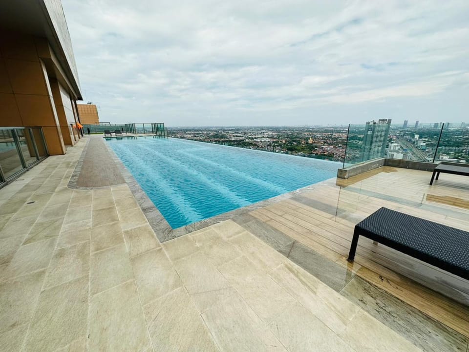 Pool view, Swimming pool