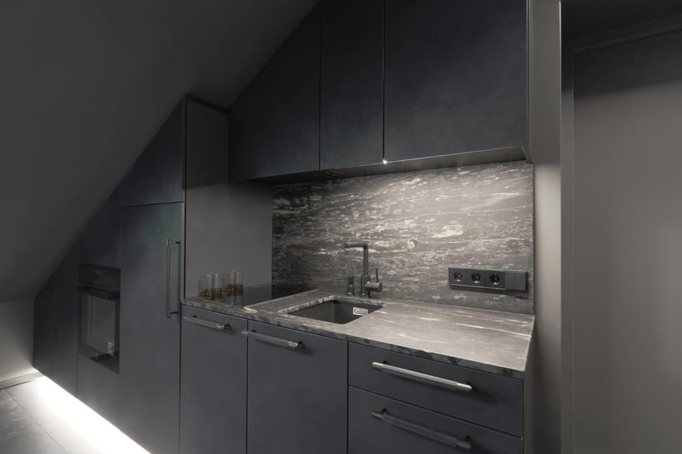 Kitchen or kitchenette