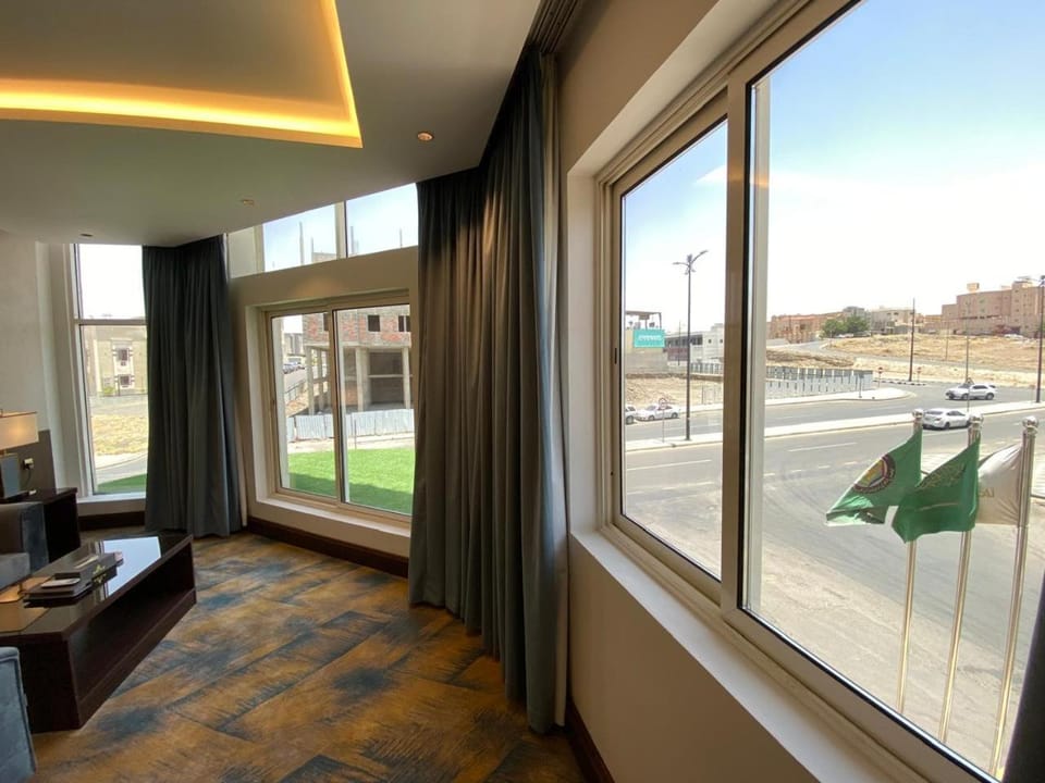 Day, Natural landscape, View (from property/room), Balcony/Terrace, Seating area