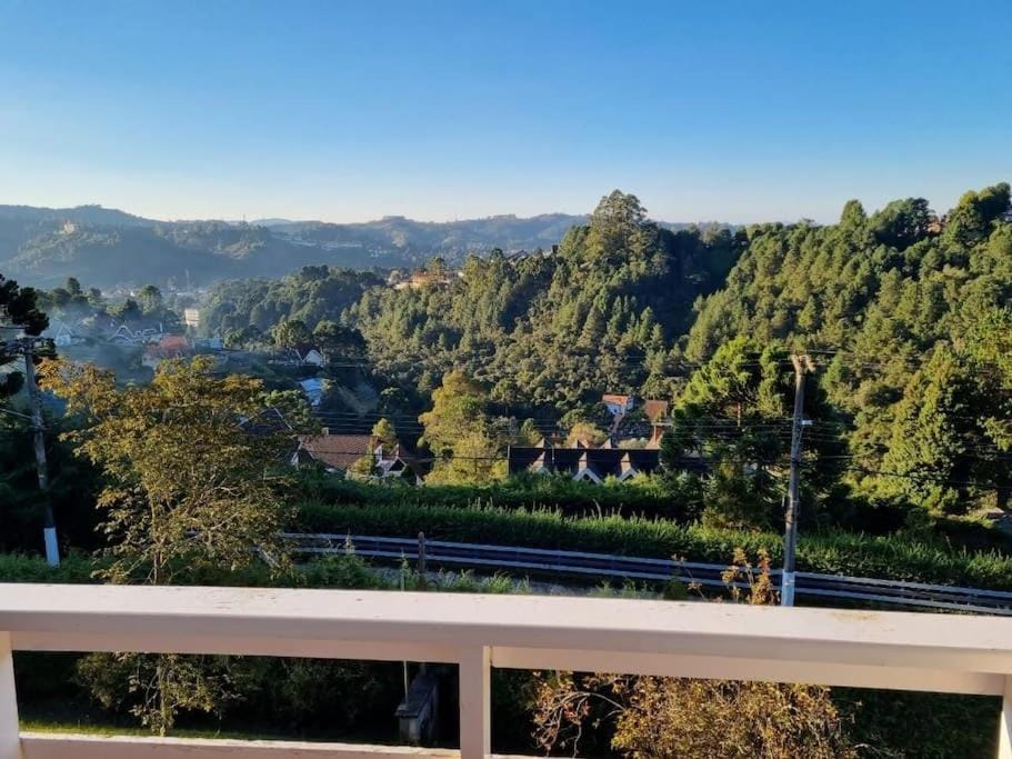 Balcony/Terrace, Mountain view