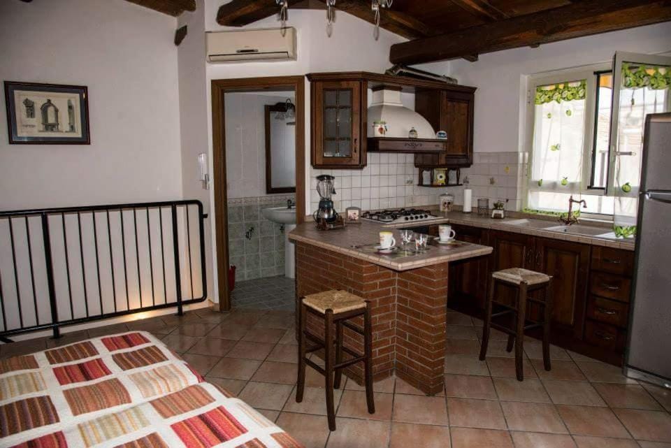 Rustica mansarda con terrazzo in centro Apartment in Gaeta