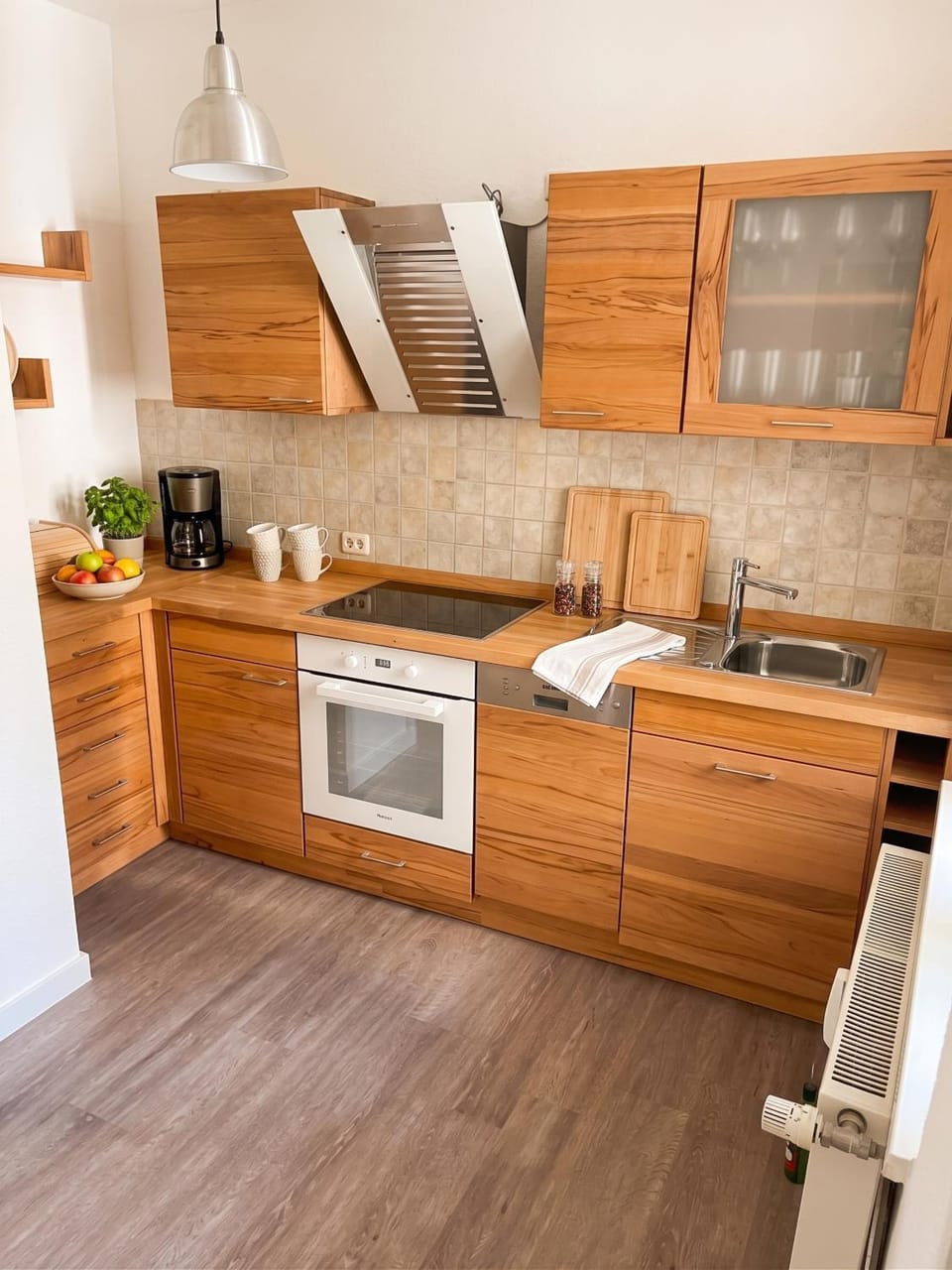 Kitchen or kitchenette, oven, stove