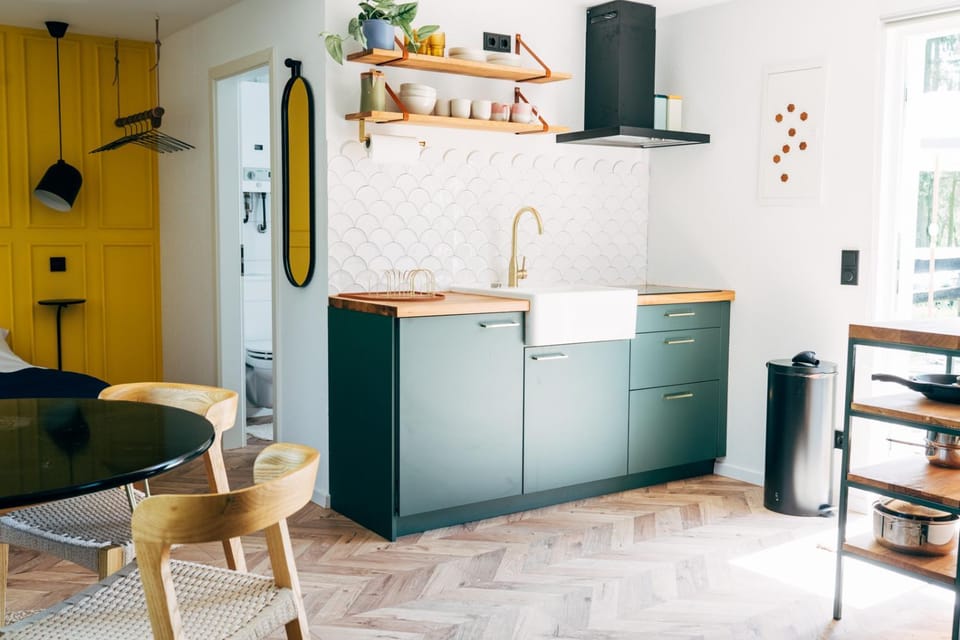 Kitchen or kitchenette