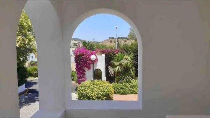 Fabuloso y amplio Duplex en Urb Jardines de Sotogrande Apartment in Andalusia