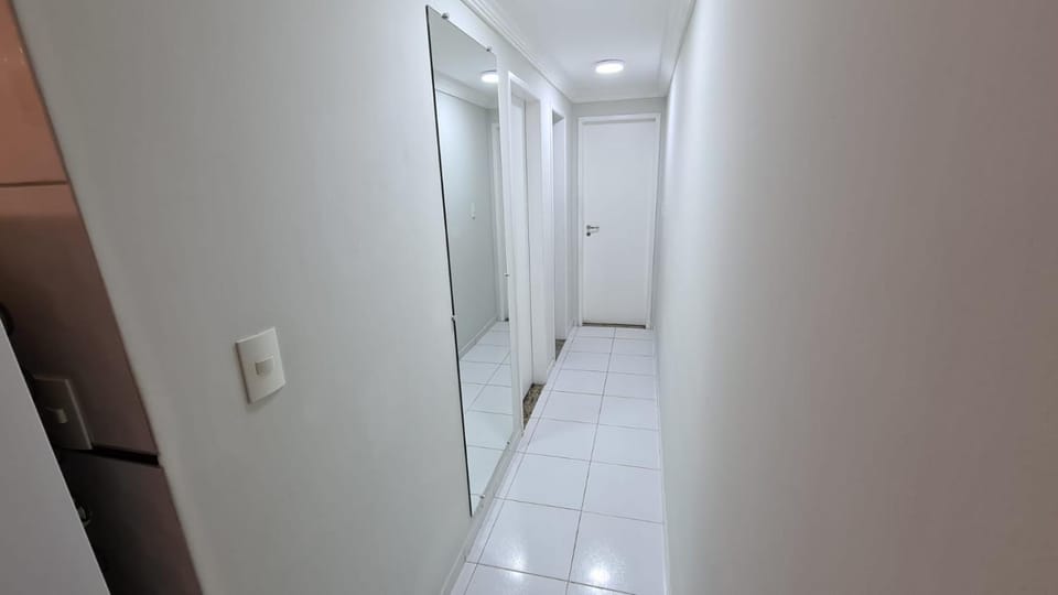 Apartamento com elevador, mobília toda nova, perto de tudo Apartment in Guarapari