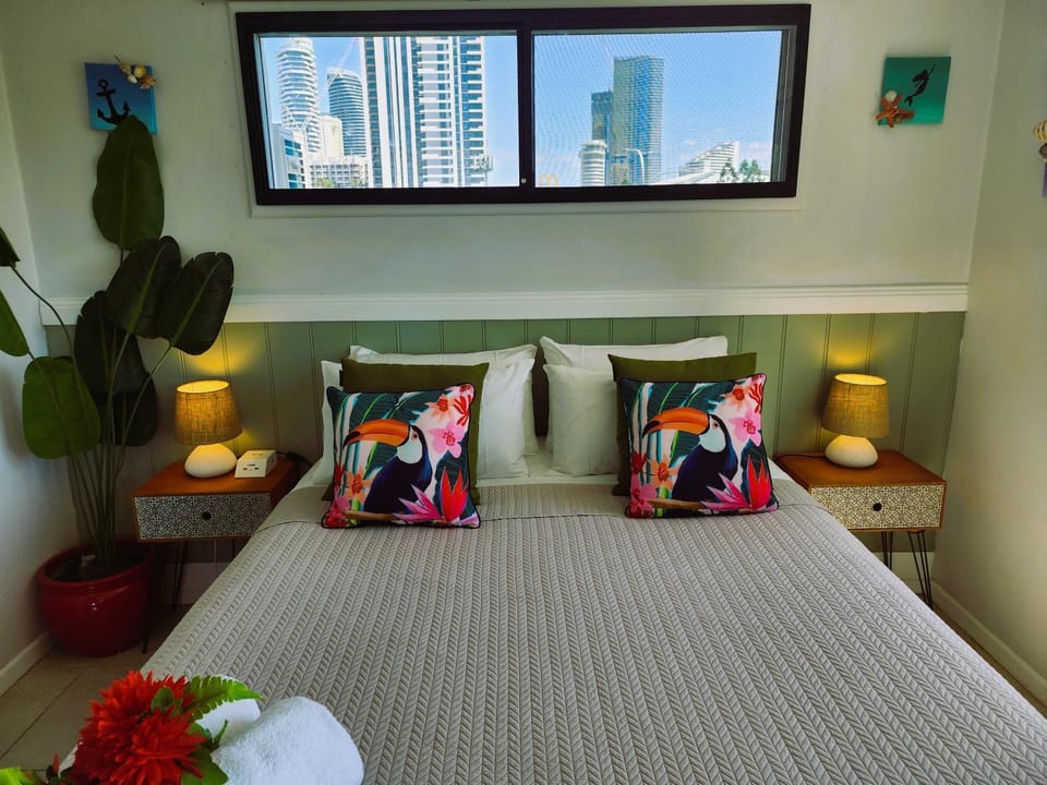 Broadbeach, Stylish Apartment Close To everything Apartment in Gold Coast
