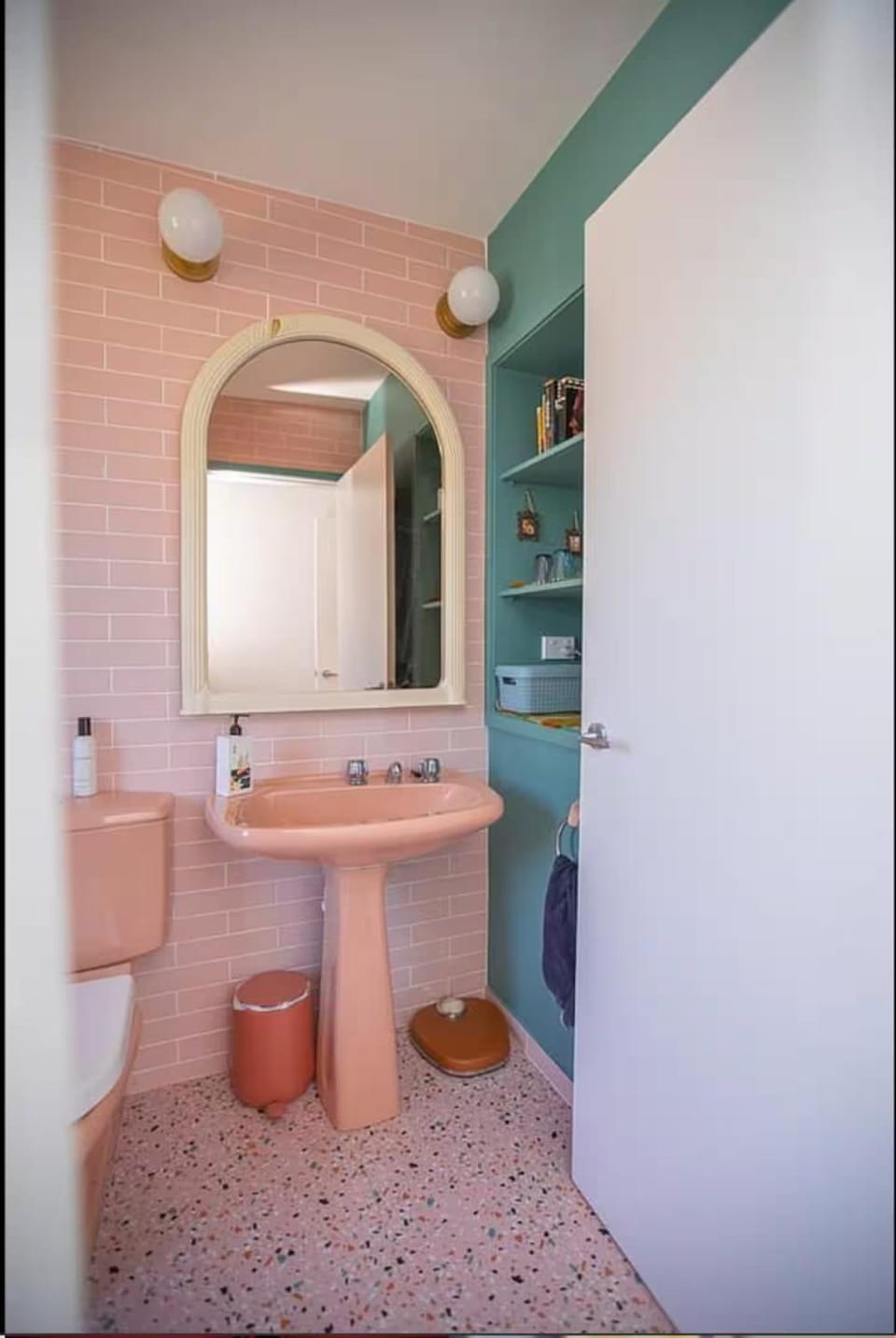 Toilet, Bathroom