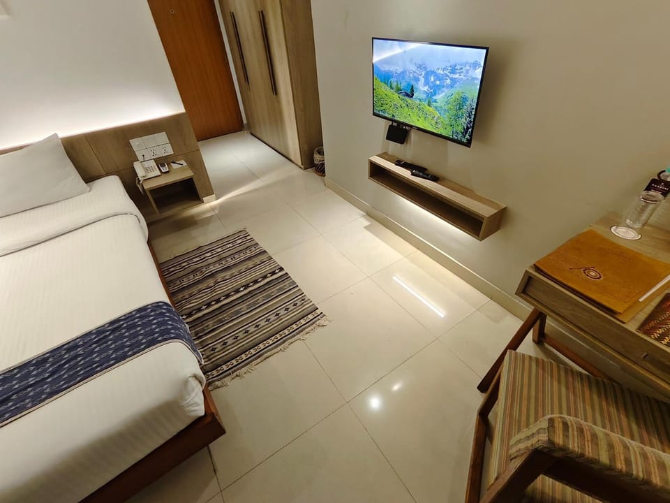 TV and multimedia, Living room, Photo of the whole room, Seating area