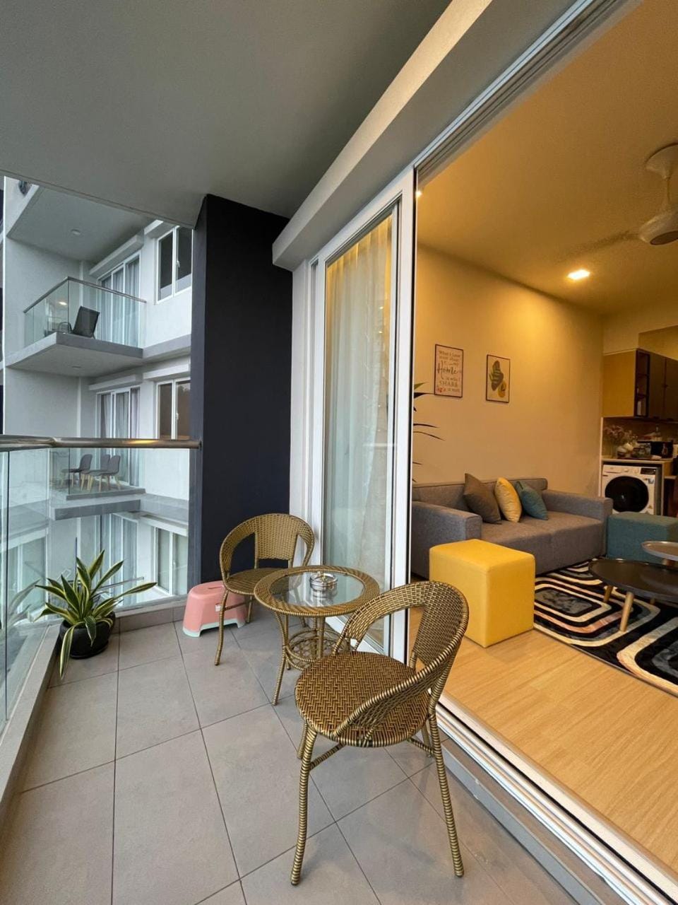 Seating area