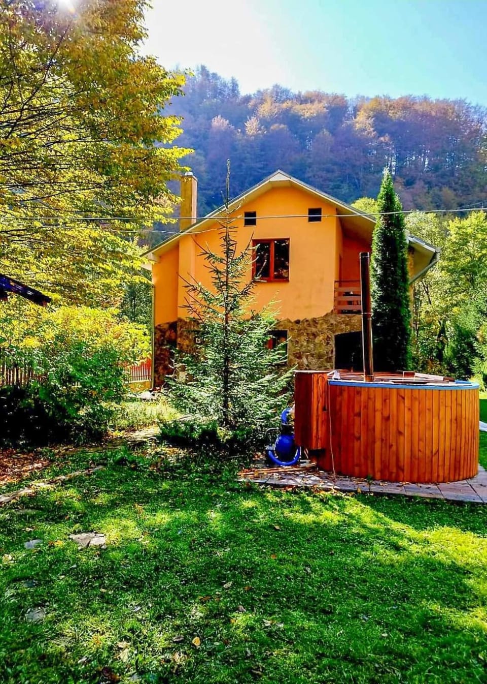 Property building, Garden view, Mountain view