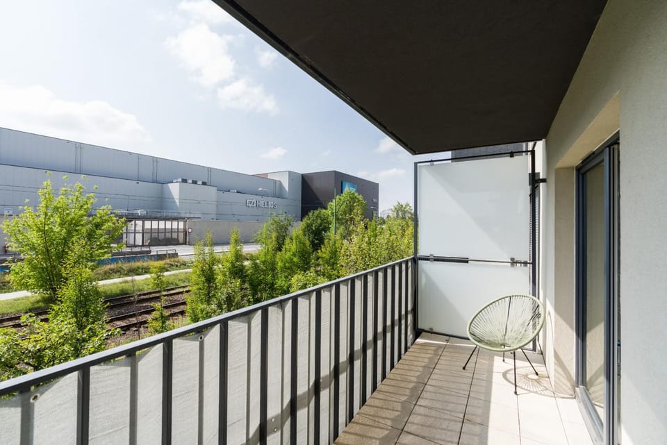 Balcony/Terrace, City view, Street view