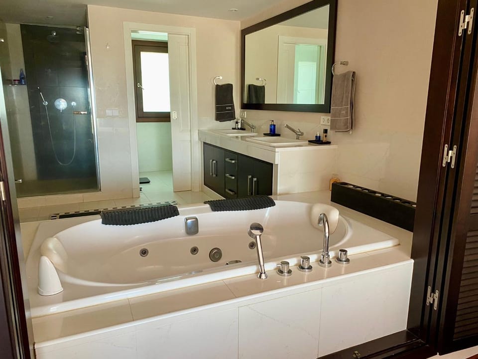 Blue Moon Marbella Villa in Marbella