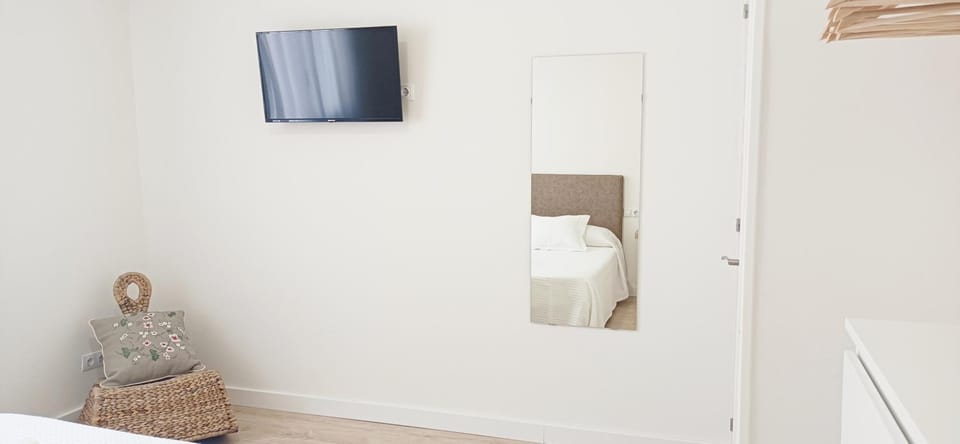 Bed, Photo of the whole room, Bedroom, towels, wardrobe