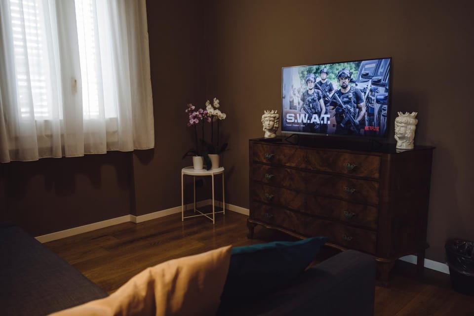 Living room, Bedroom