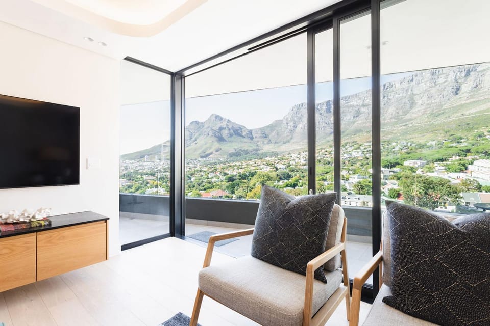Living room, Mountain view