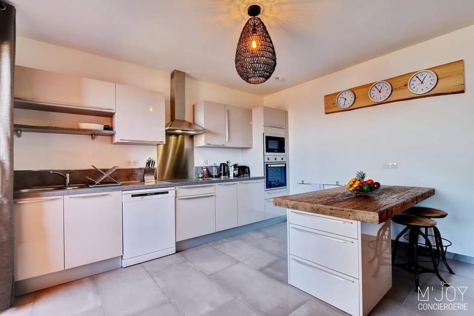 PAPANG - House 148m 3rooms Jacuzzi House in Saint-Leu