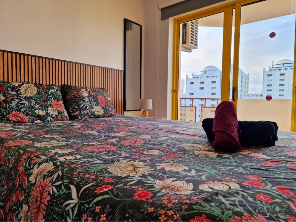 Franckie's by the beach - Praia da Rocha - 5 minutes walking to the beach Apartment in Portimao