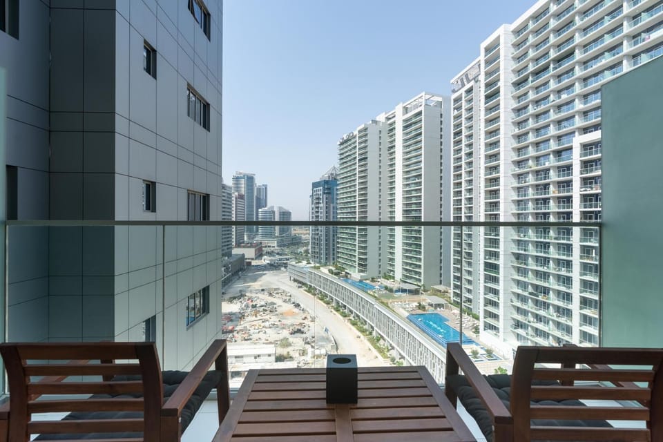 View (from property/room), Balcony/Terrace, City view, Pool view, Swimming pool