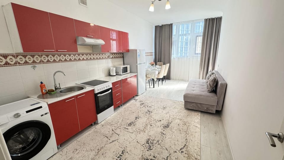 Однокомнатная квартира ЖК Дипломат, рядом с Байтереком Apartment in Kazakhstan