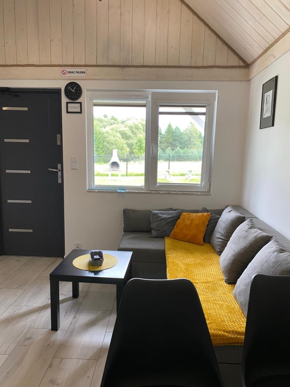 Seating area