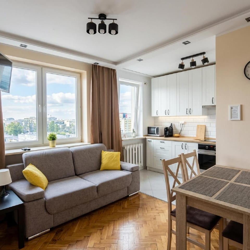 Kitchen or kitchenette, Living room