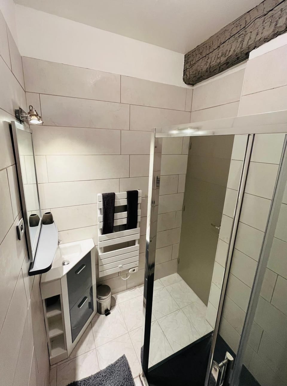 Shower, Bathroom