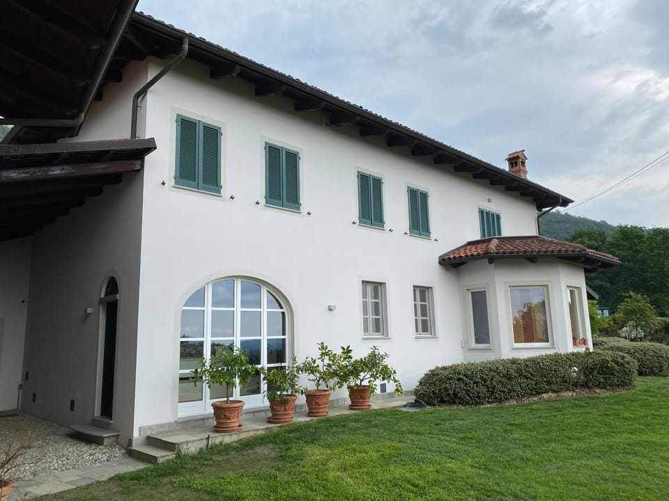 Property building, Garden