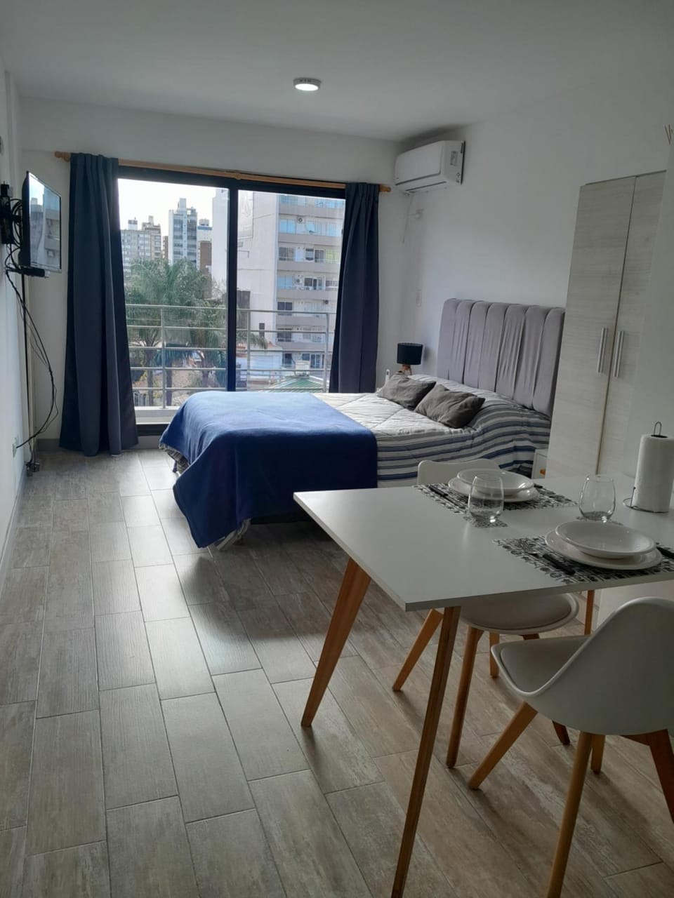 París 1 Monoambiente Apartment in Rosario