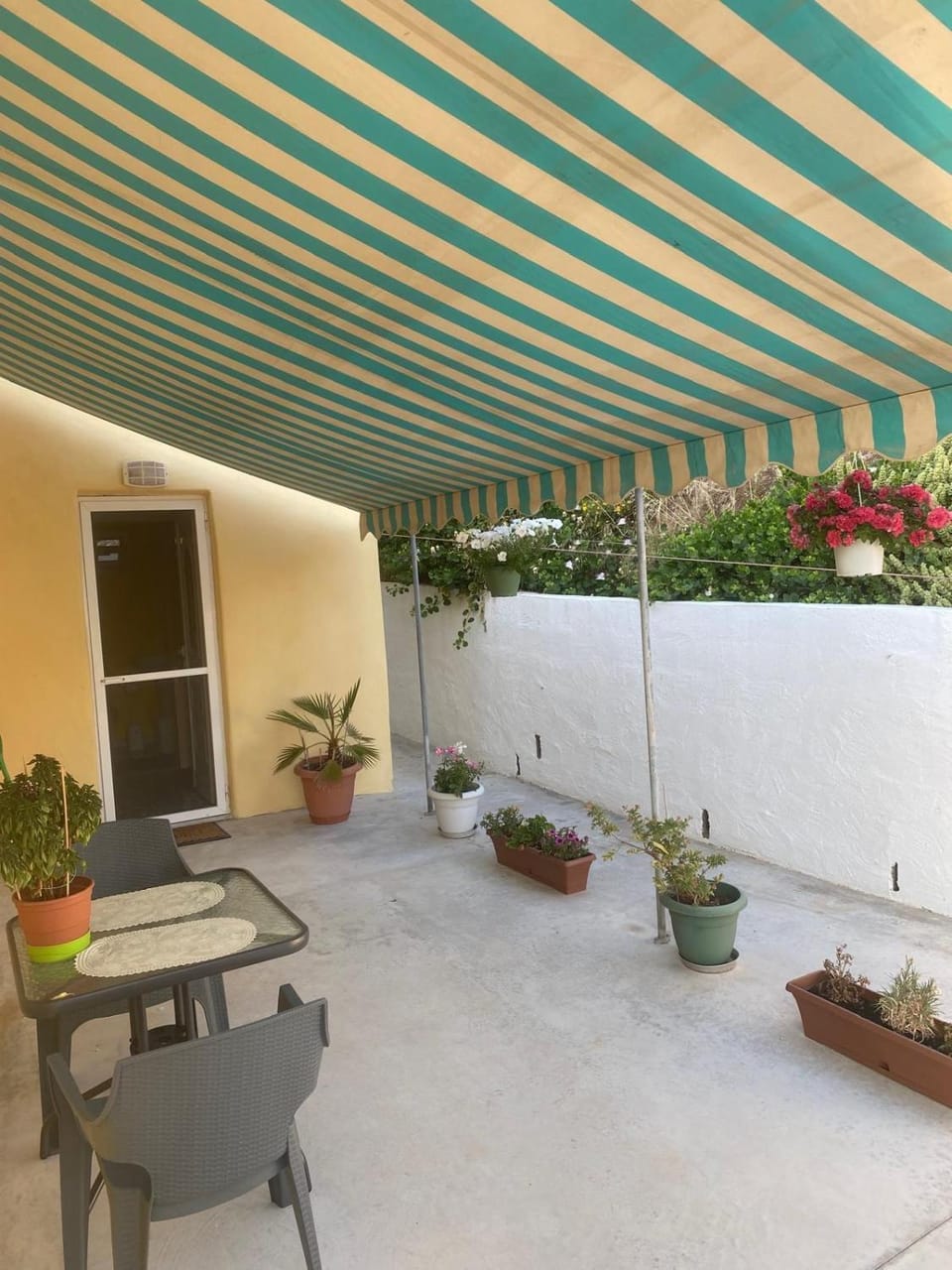 The Condo Palace in Agia Marina Apartment in Decentralized Administration of the Aegean
