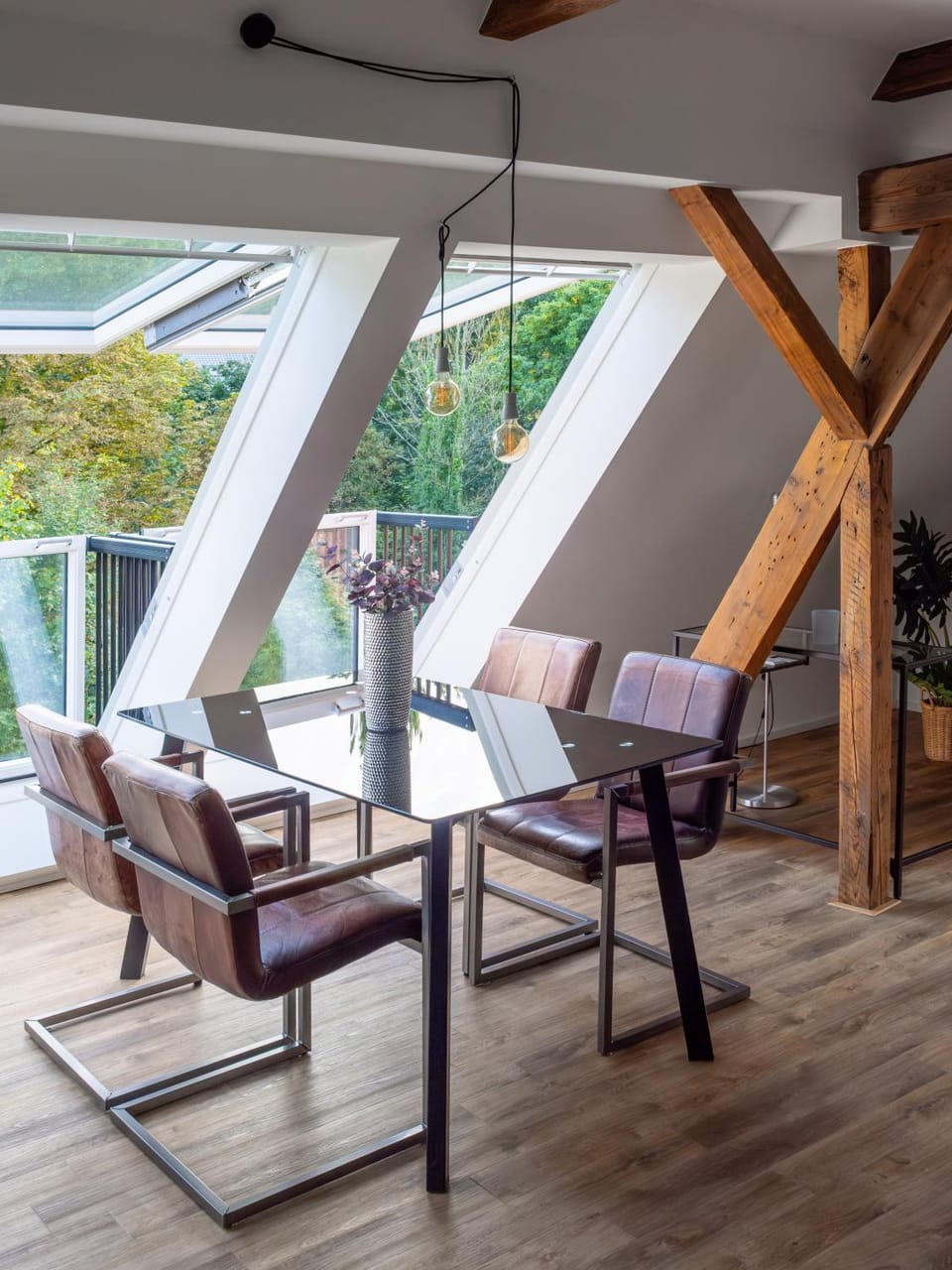 DESIGN-Studio CHURCH 46 Apartment in Essen