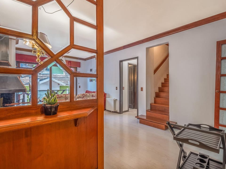 Duplex -500 metros, Rua Coberta - Pedras Brancas Apartment in Gramado