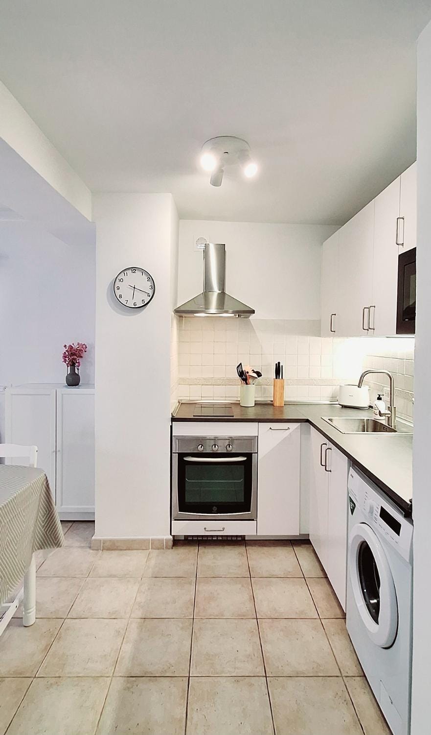 microwave, oven, stove, toaster, washing machine, kitchen