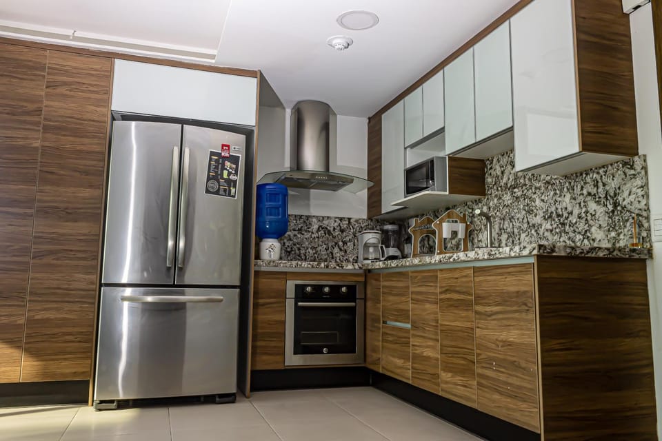 Kitchen or kitchenette, dishwasher, minibar, pet friendly, stove