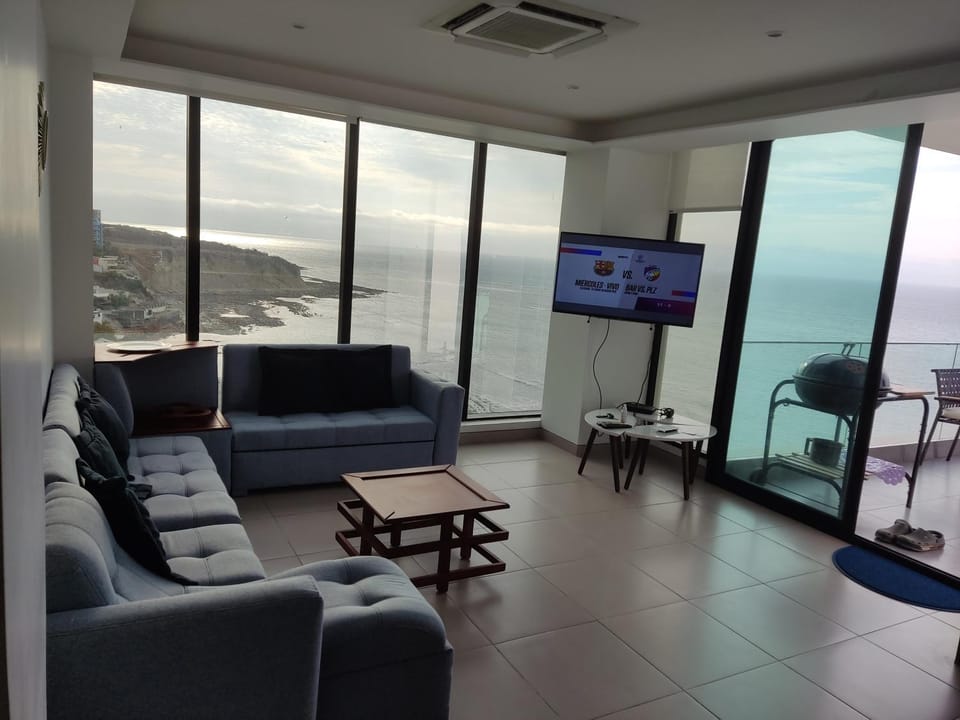 Living room, Sea view