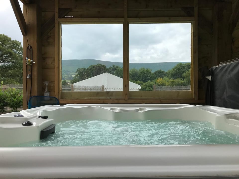 Natural landscape, Hot Tub, Hot Tub, Mountain view