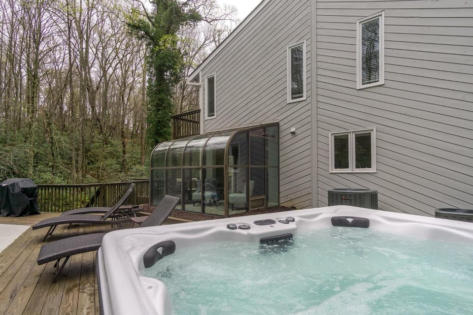Hot Tub, Spa and wellness centre/facilities