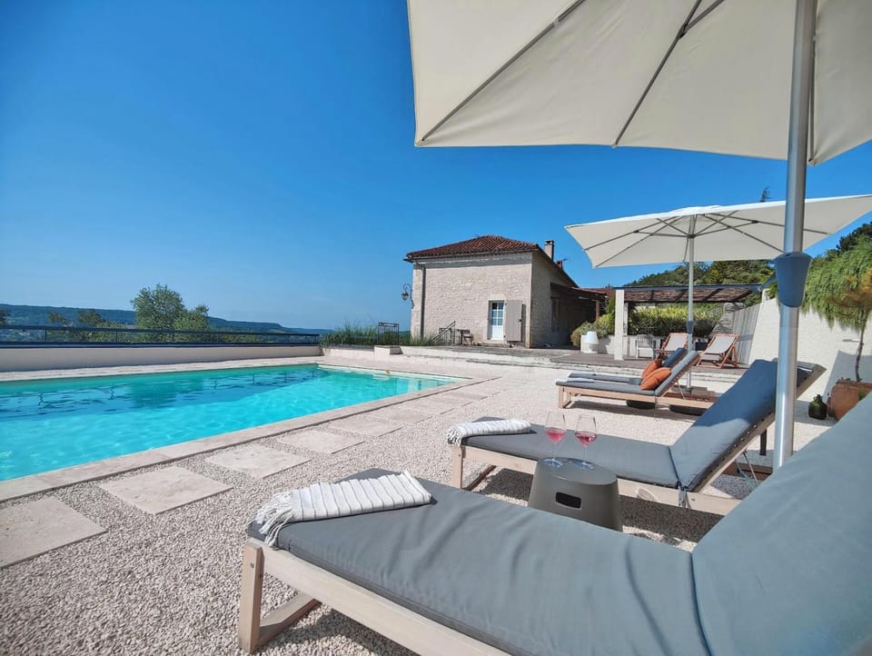 Natural landscape, Swimming pool, sunbed