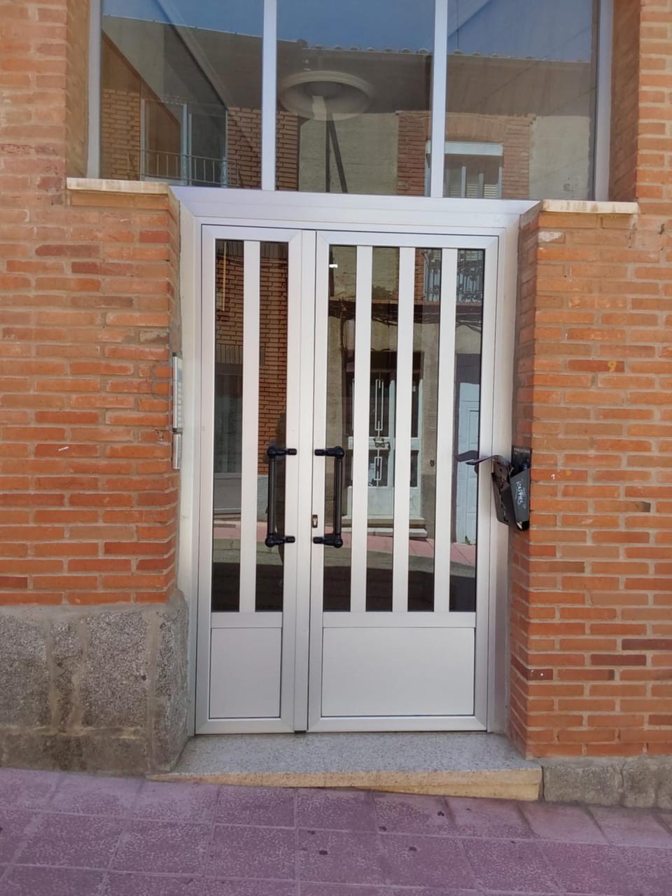 Property building, Facade/entrance