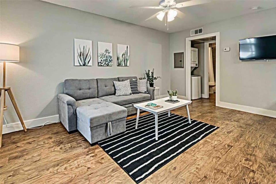 Global Cup The Boutique Space & Free Parking Apartment in Dallas