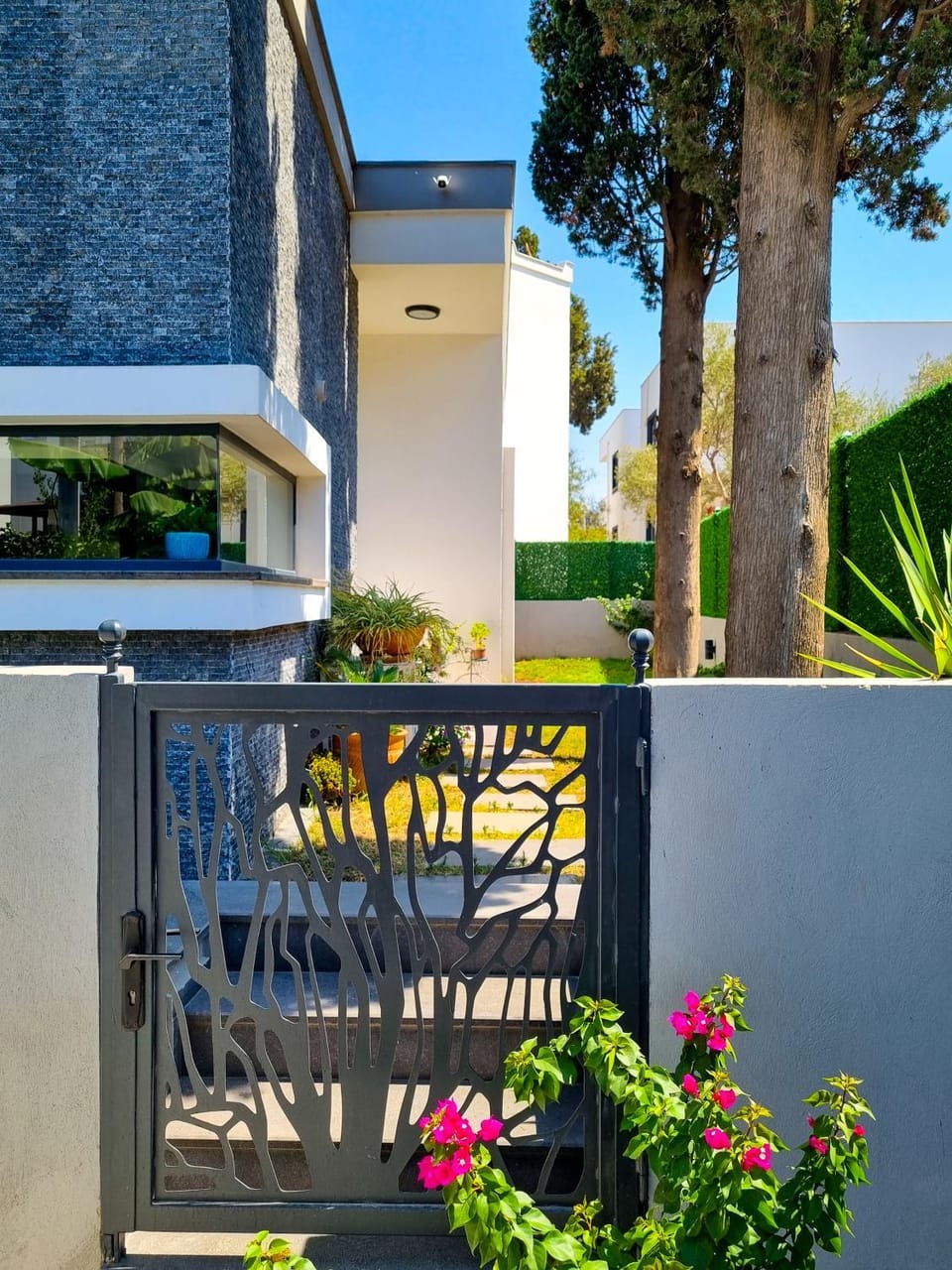 Property building, Garden