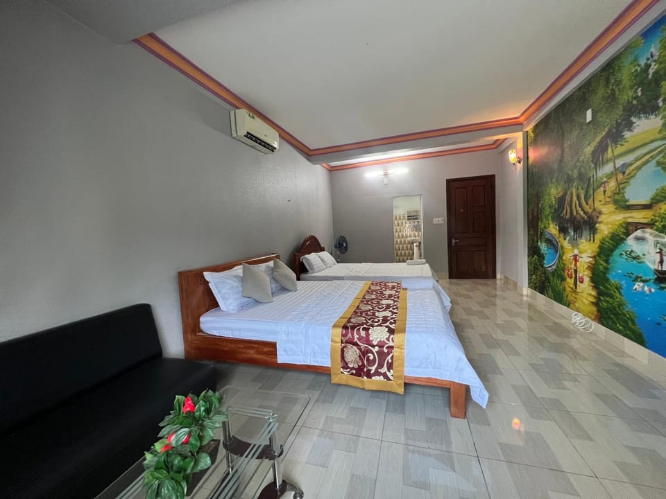 Nhà Nghỉ Hồng Trang - Thủ Dầu Một Motel in Ho Chi Minh City