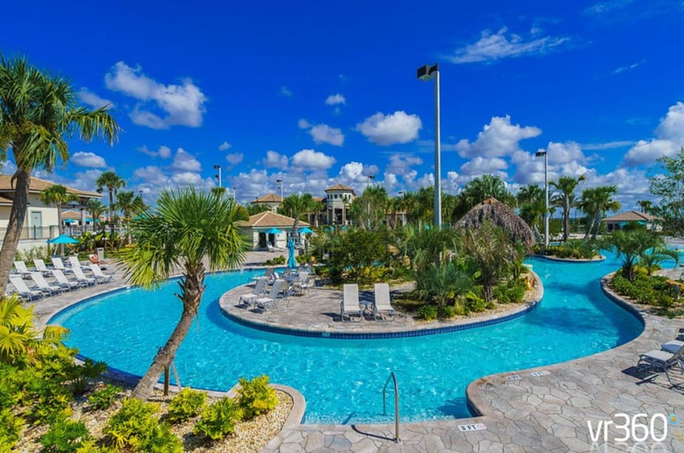 Pool view, Swimming pool