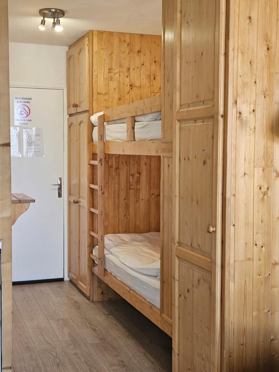bunk bed