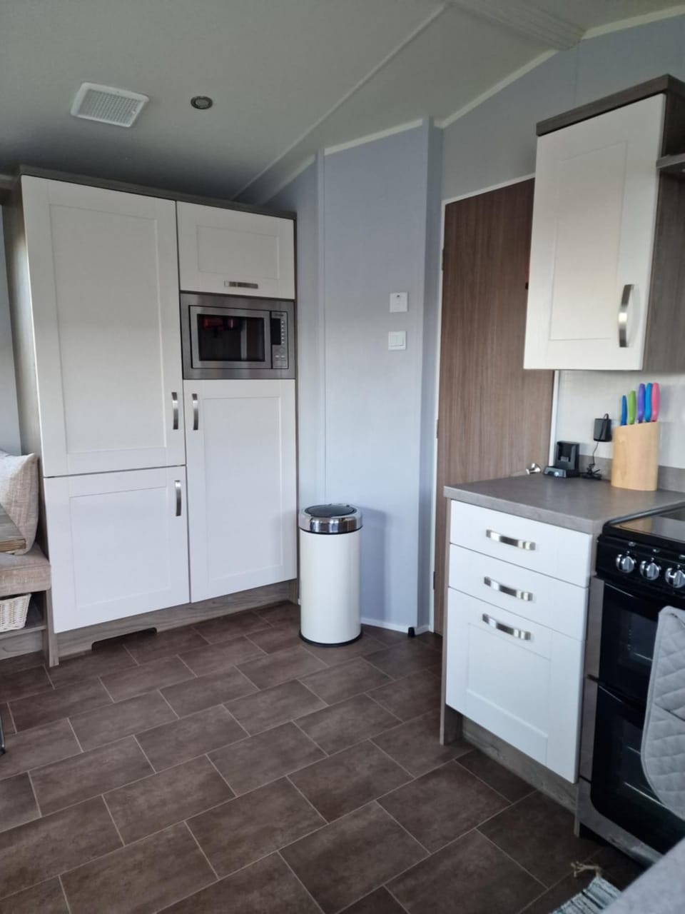 Kitchen or kitchenette, dishwasher, oven, pet friendly, stove, toaster