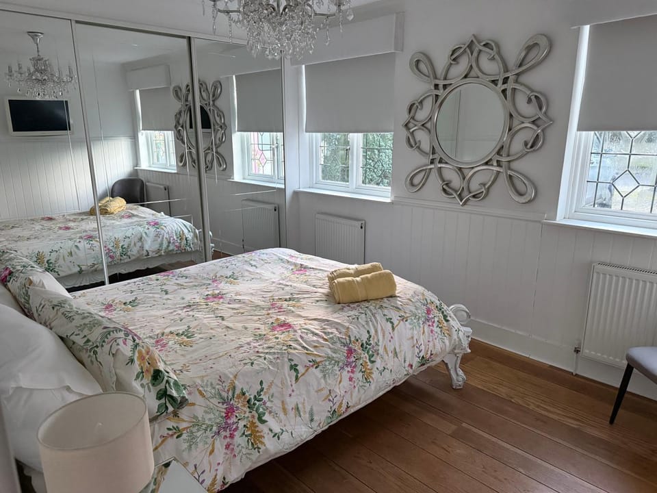 Wychwood A Beautiful Country Style Bungalow Apartment in Tonbridge and Malling District